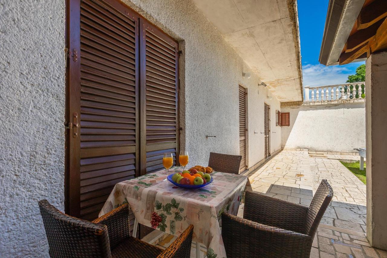 Apartmani Martina Poreč Dış mekan fotoğraf