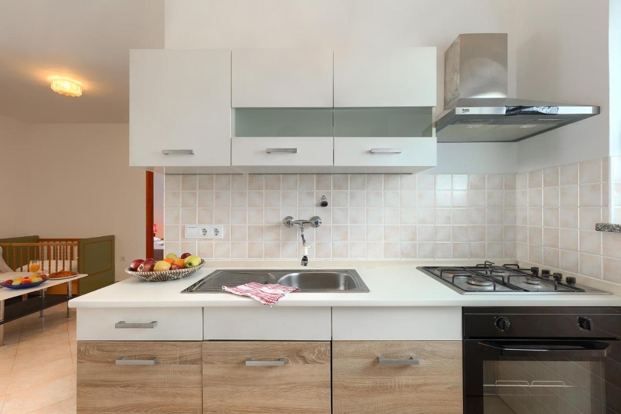 Apartmani Martina Poreč Dış mekan fotoğraf