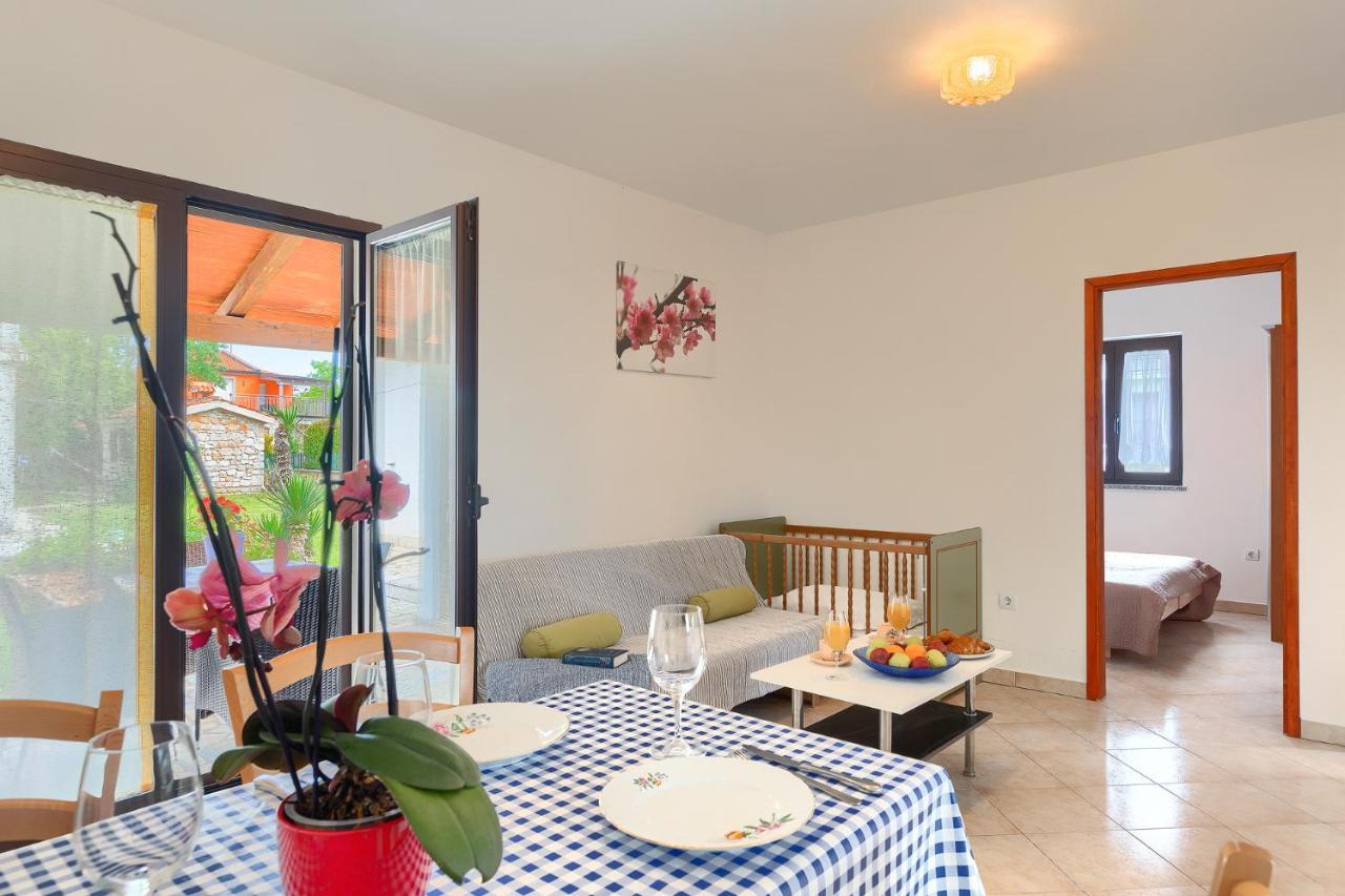 Apartmani Martina Poreč Dış mekan fotoğraf